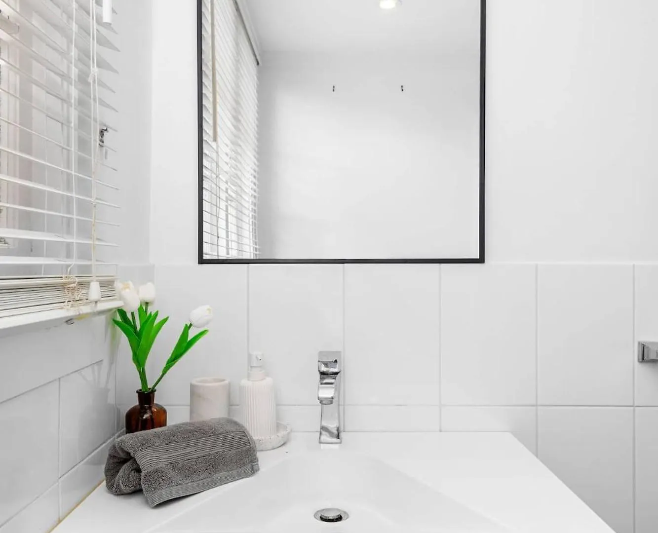 59 Balmoral - Classic Australian Charm Perth